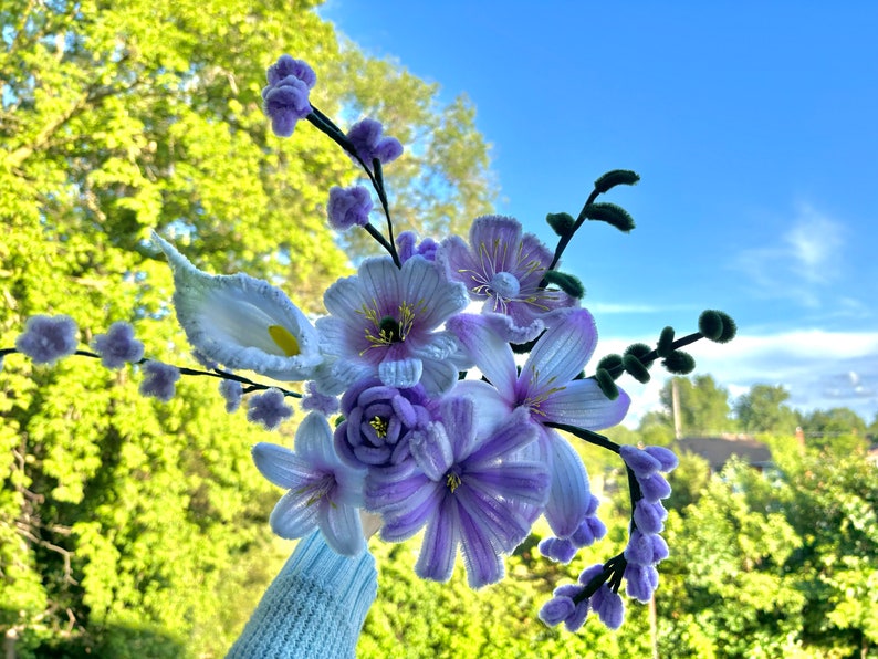 Purple & White mixed flower set